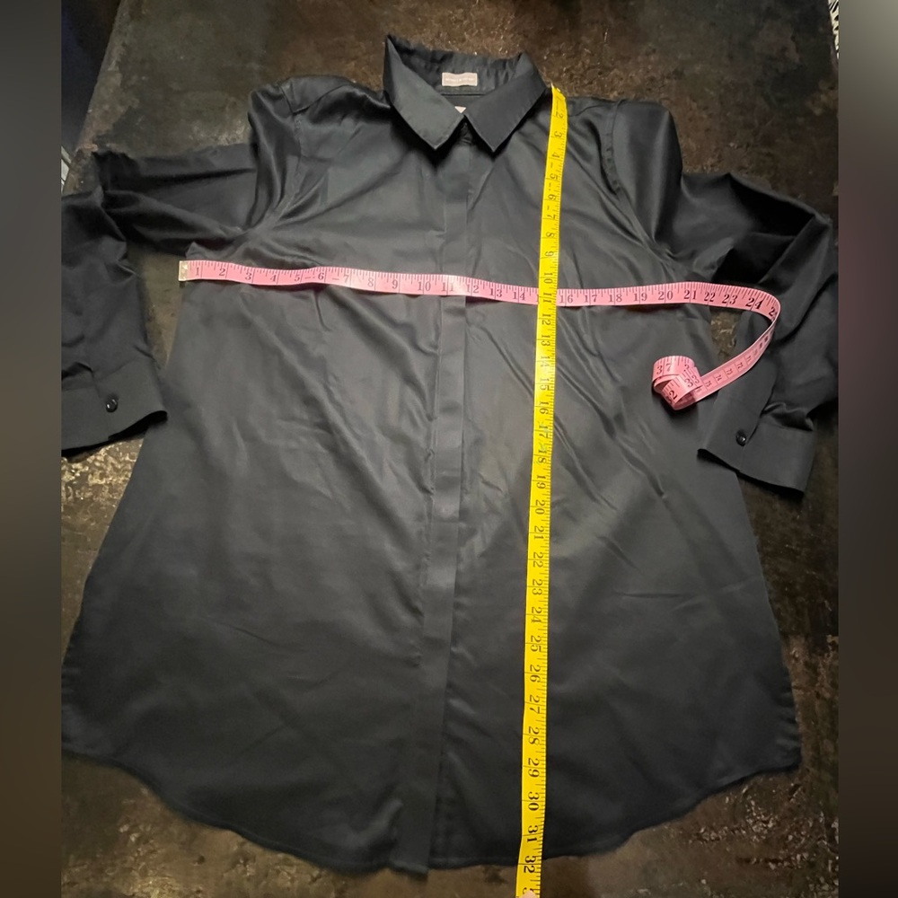 Chico's Wrinkle Resistant Black Button Top/Tunic, 2 - Picture 3 of 6